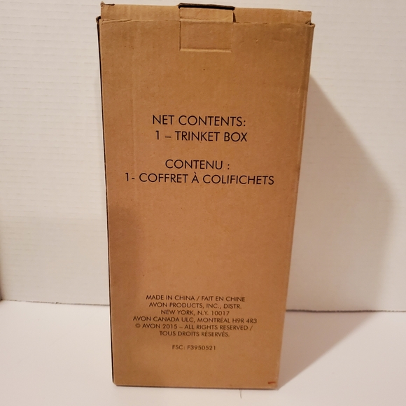 Avon Trinket Box in Robin's Egg Blue - Picture 7 of 7